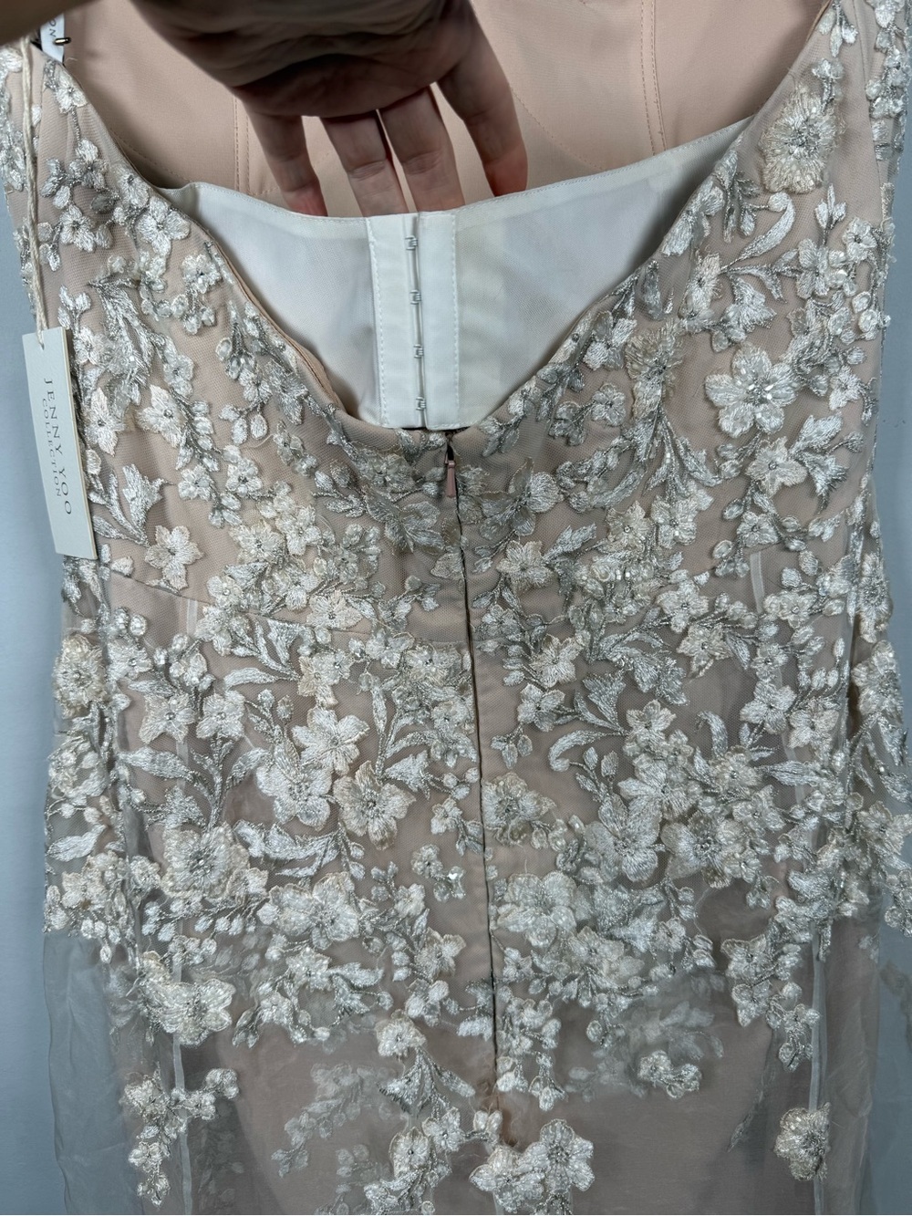 ✨ BRAND NEW WITH TAGS ✨ Jenny Yoo "Alessandra" Wedding Dress - Size 16 - Picture 6 of 16